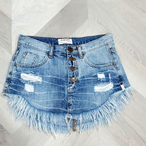 ONE TEASPOON,Women’s Denim,40/40 MINI SKIRT, BUTTON FLY - SIZE 24 - Picture 1 of 9
